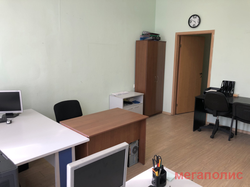 Олимпийский проспект, 30
